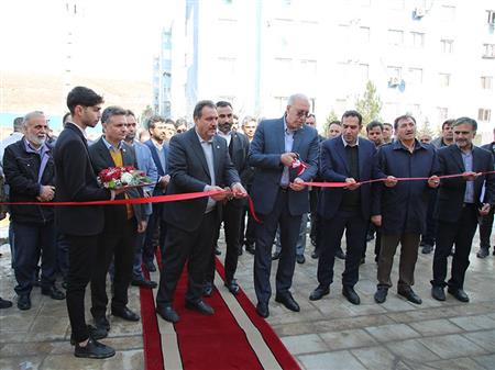 با حضور مدیرعامل بانک مسکن؛
                            
                            
                                عملیات اجرایی ۲ پروژه و افتتاح ۴ مجتمع تجاری در شهر جدید پردیس آغاز شد