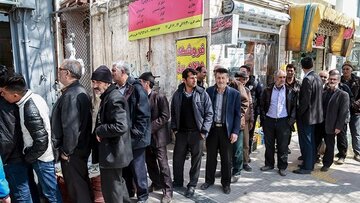 صف طولانی گوشت در آغاز رمضان/مردم دست خالی به خانه برمی‌گردند