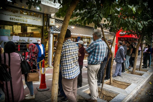 عقبگرد دلار بعد از پاسخ ایران به اسرائیل/ نوسانات ناشی از مسائل غیراقتصادی، پایدار نیست