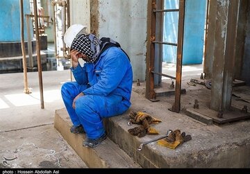 واکنش معاون وزیر کار به مسأله کاهش حقوق/تکلیف حقوق کارگران در صورت تعطیلی ۵ شنبه چیست؟